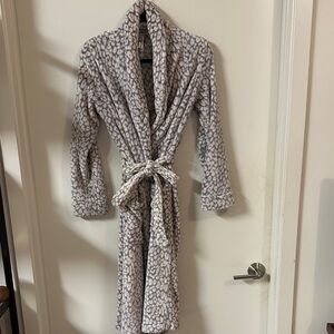 Snow Leopard Print Women's Robe